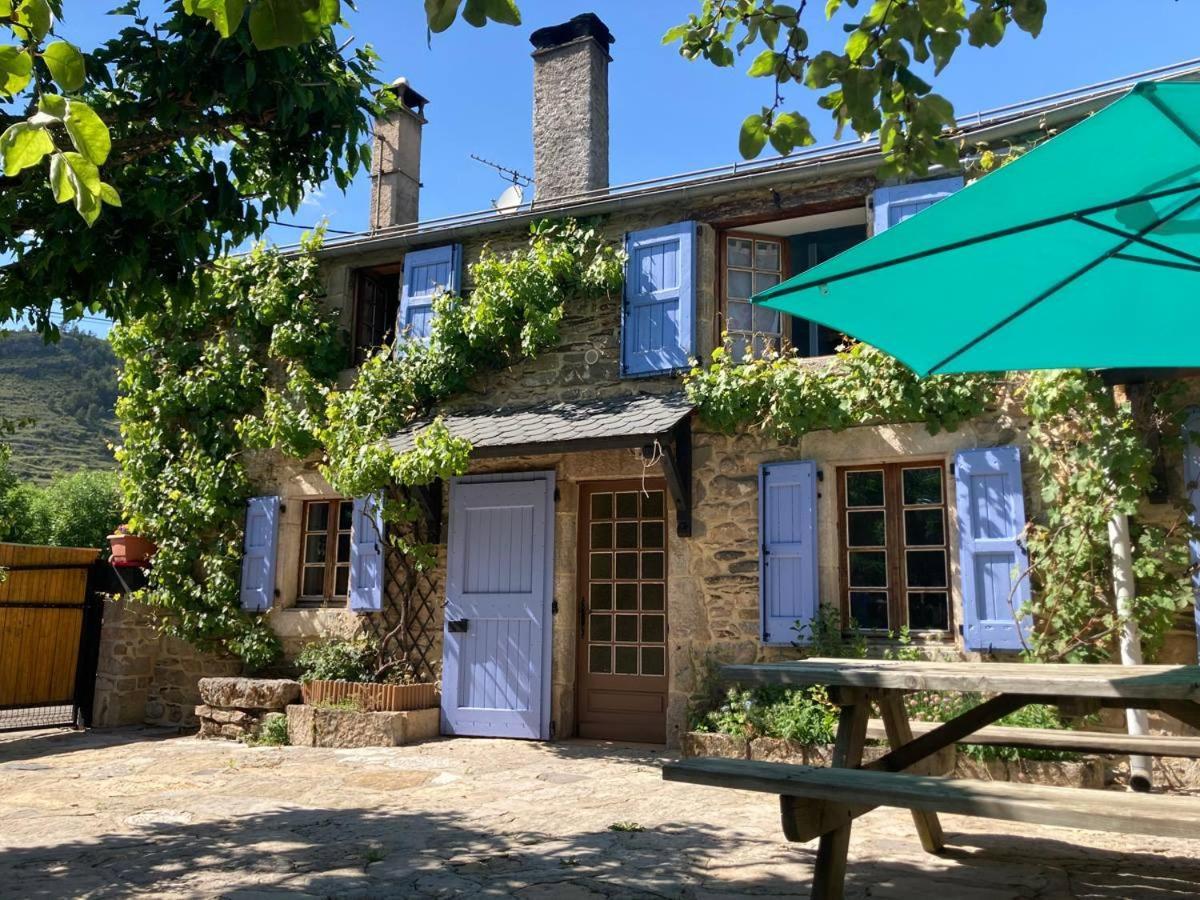 Gite L'Hirondelle Meyrueis Exterior foto